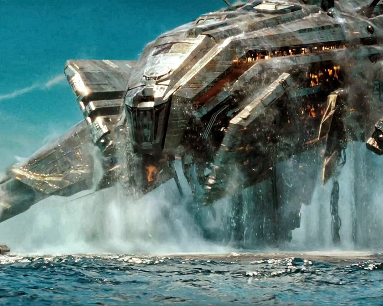 Робот в море из фильма Морской бой