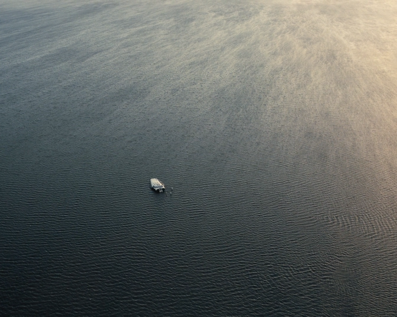 Корабль среди воды, фильм Интерстеллар