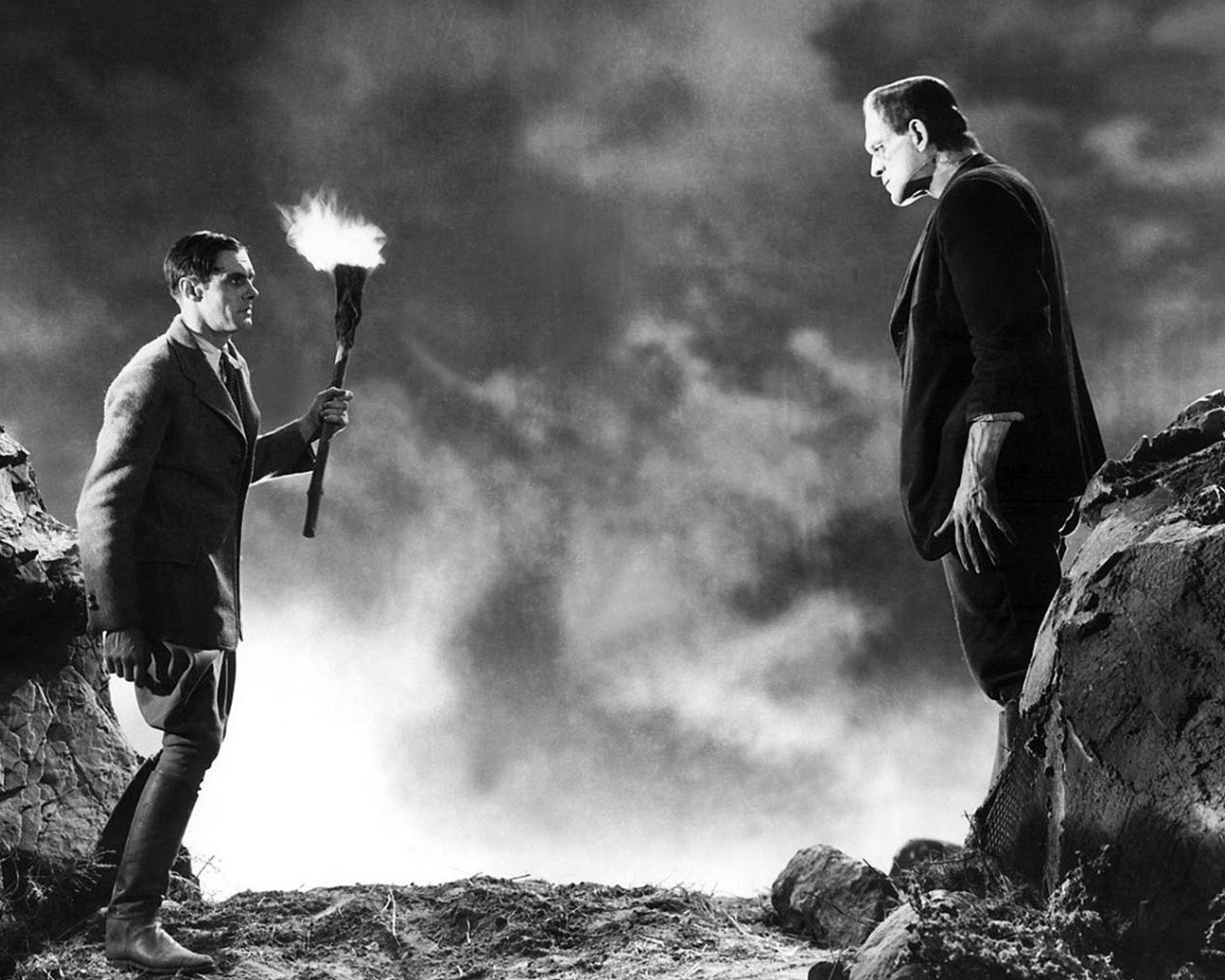 Кадр из старого фильма о Франкенштейне