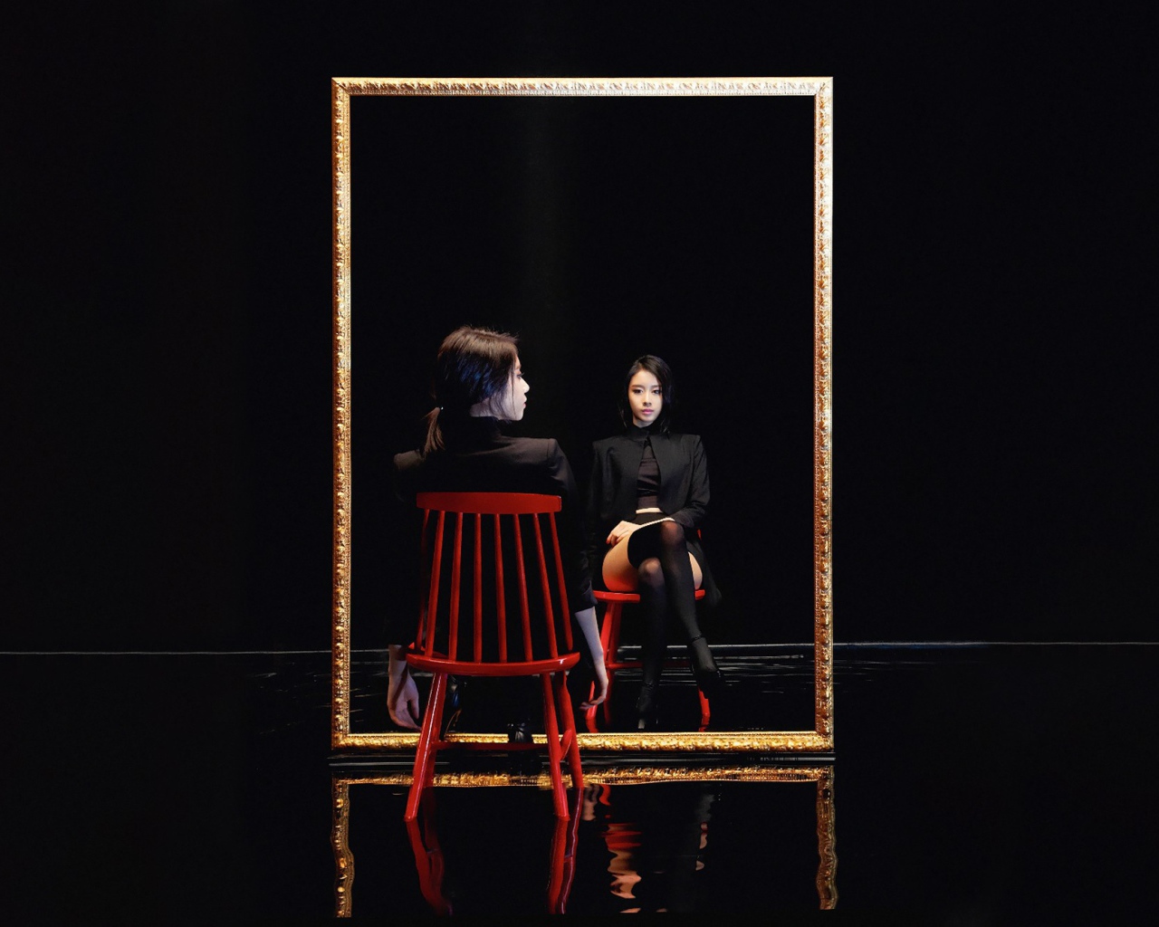 Джион у зеркала, группа T-ara