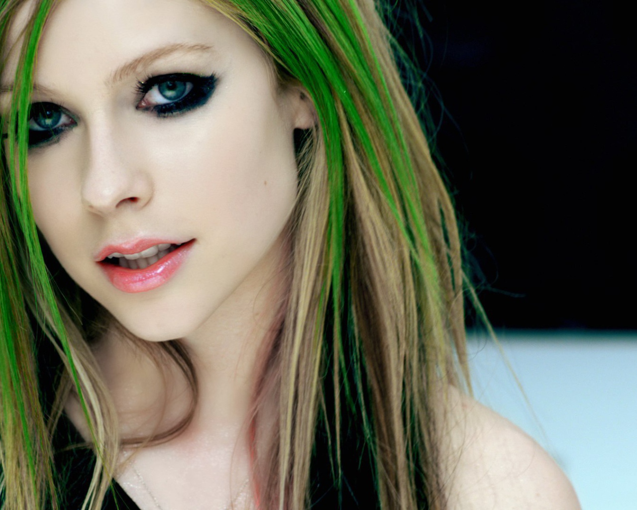 Популярная певица Аврил Лавин