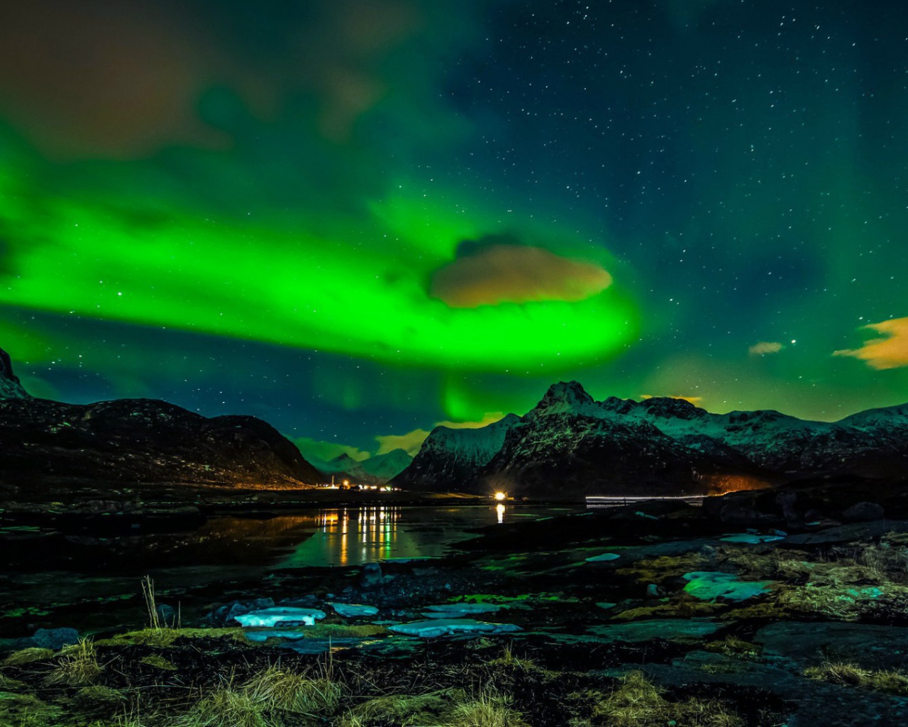 Фантастическое северное сияние