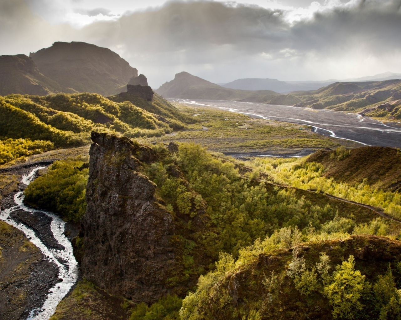 Узкие реки на плоскогорье
