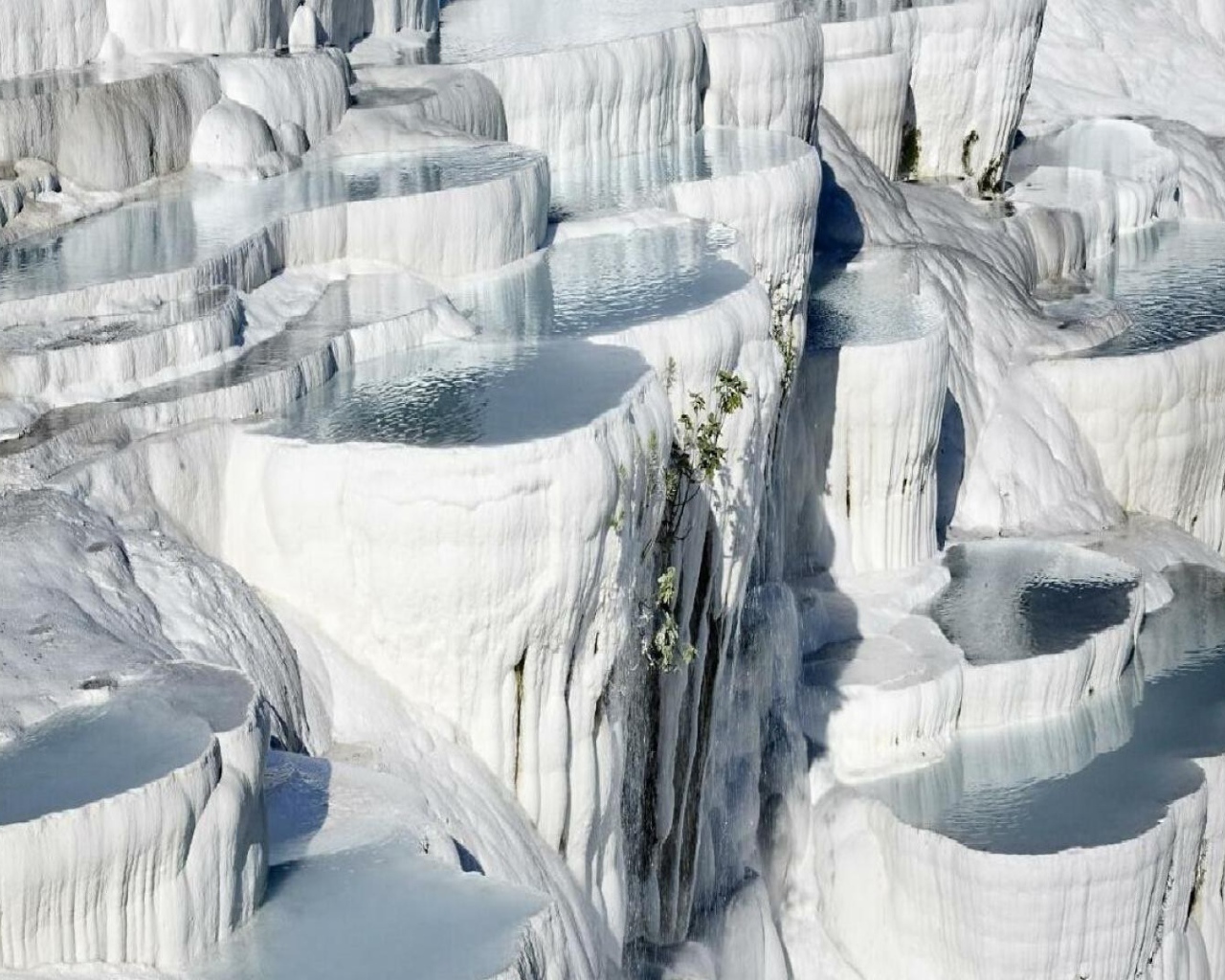 Природный пейзаж в Памуккале