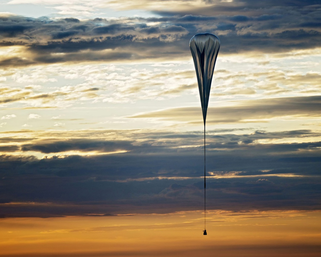 Зонд в верхних слоях атмосферы