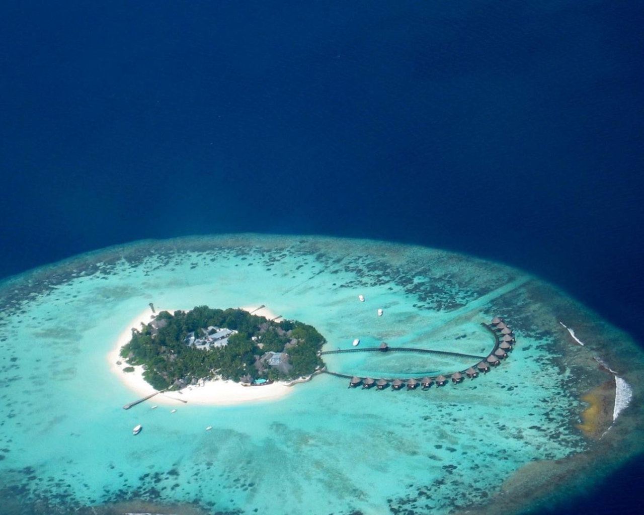 Остров в Полинезии, мелководье