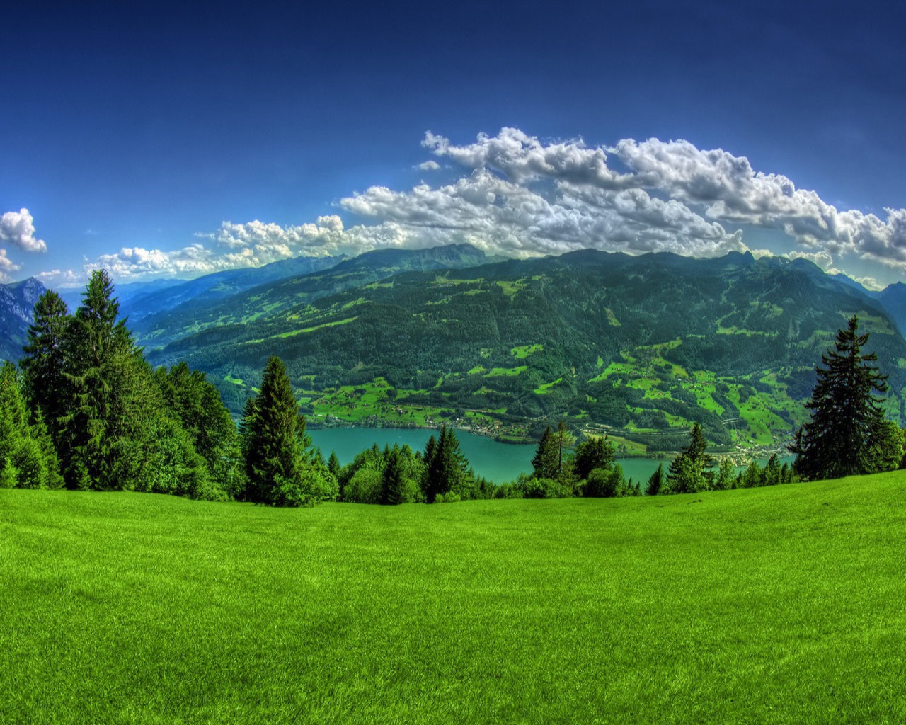 Горный пейзаж,  фото через линзу рыбий глаз