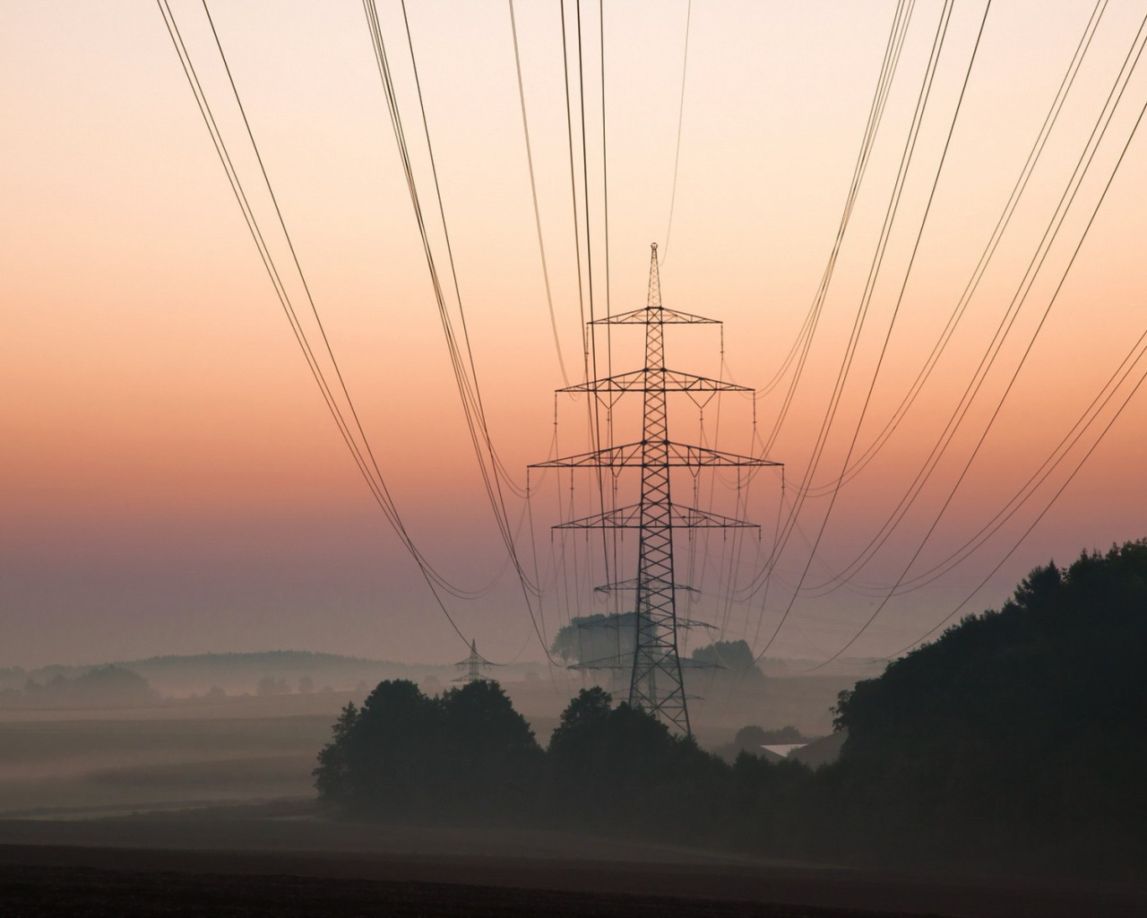 Высоковольтная линия электропередач