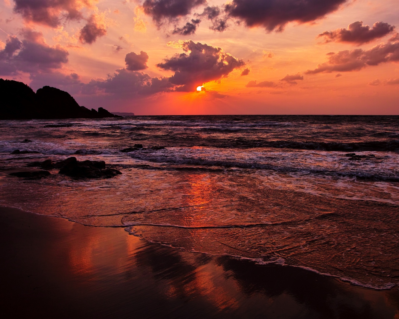 Темная вода перед закатом