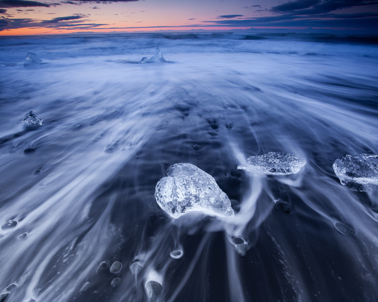 Лед на берегу Исландии