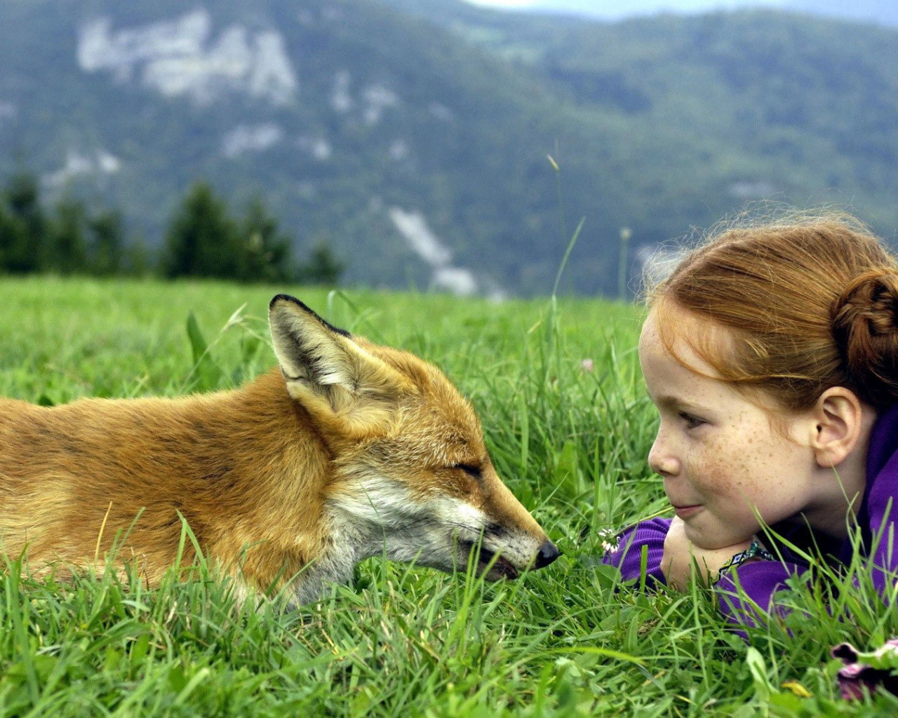 Девочка и лисёнок