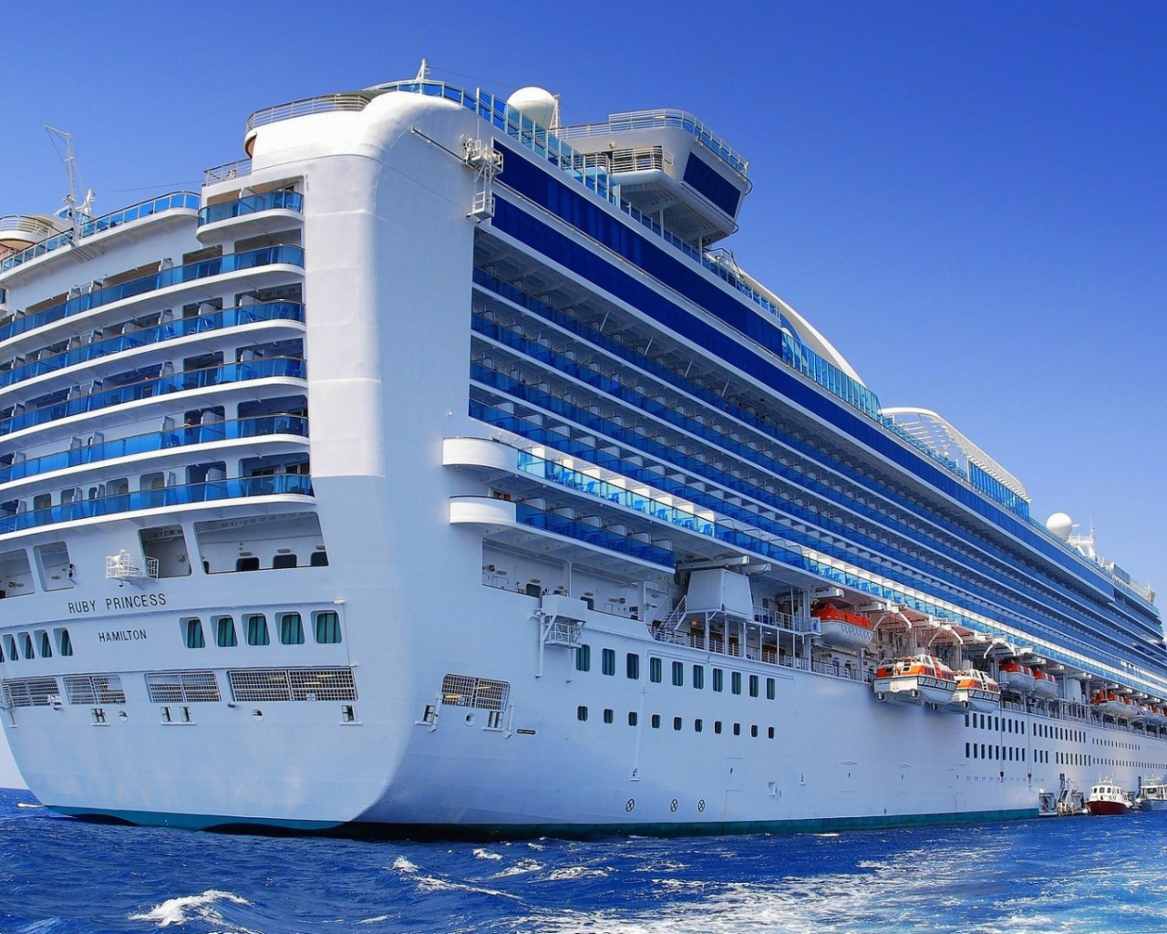 Круизный лайнер Ruby Princess