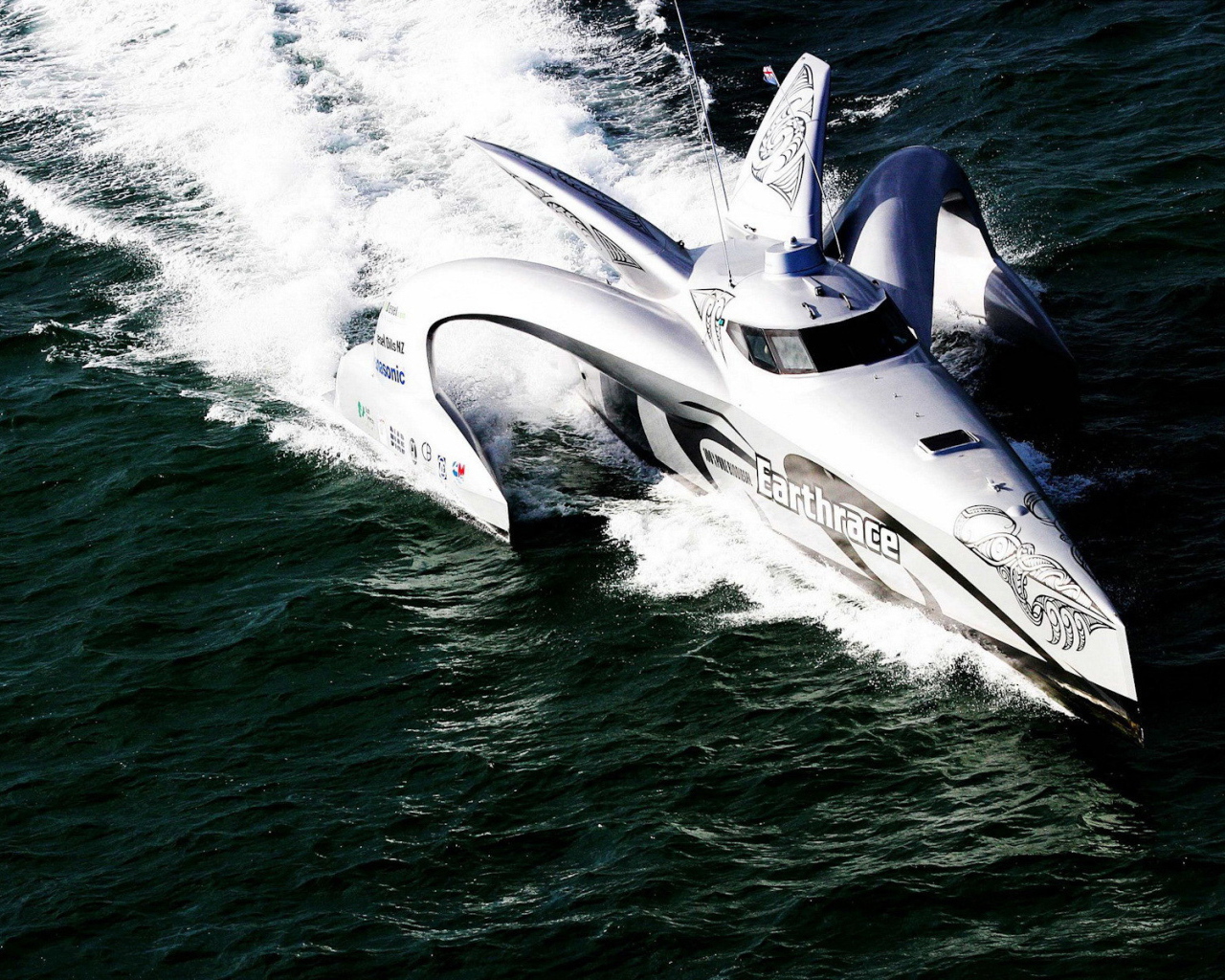 Моторная яхта