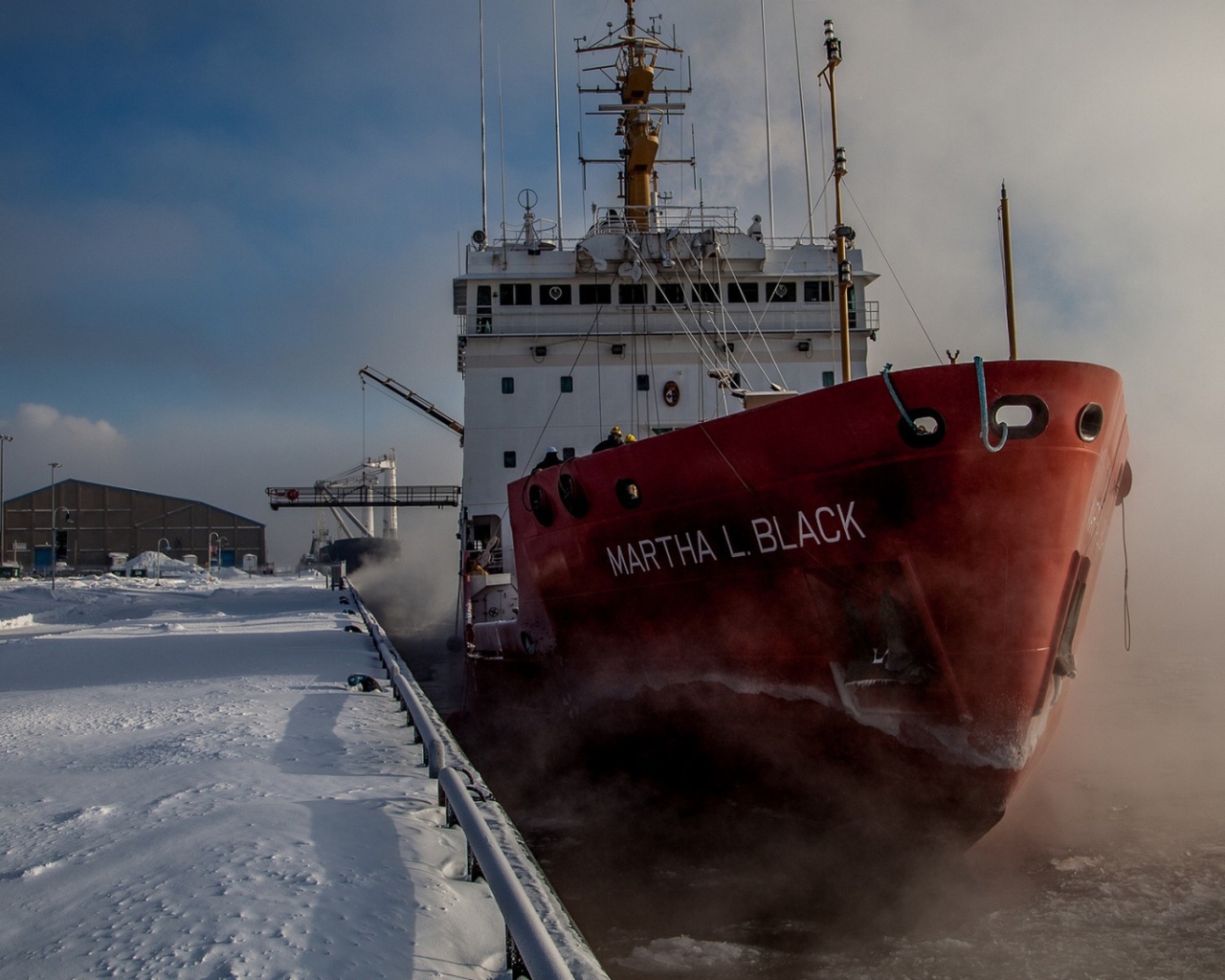 Корабль Марта Блэк на Аляске
