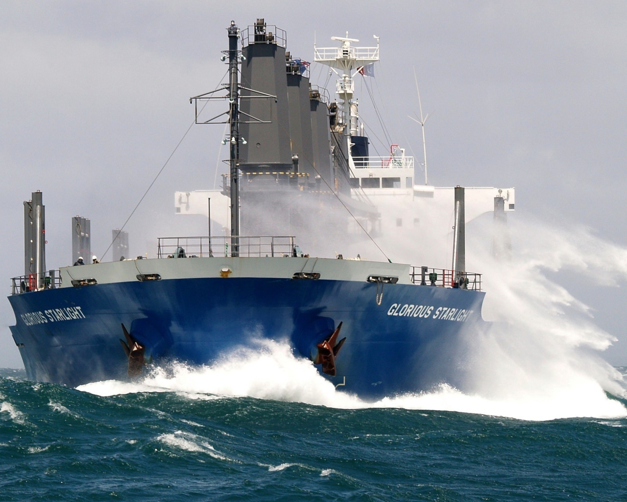 Судно балкер Глориус Старлайт