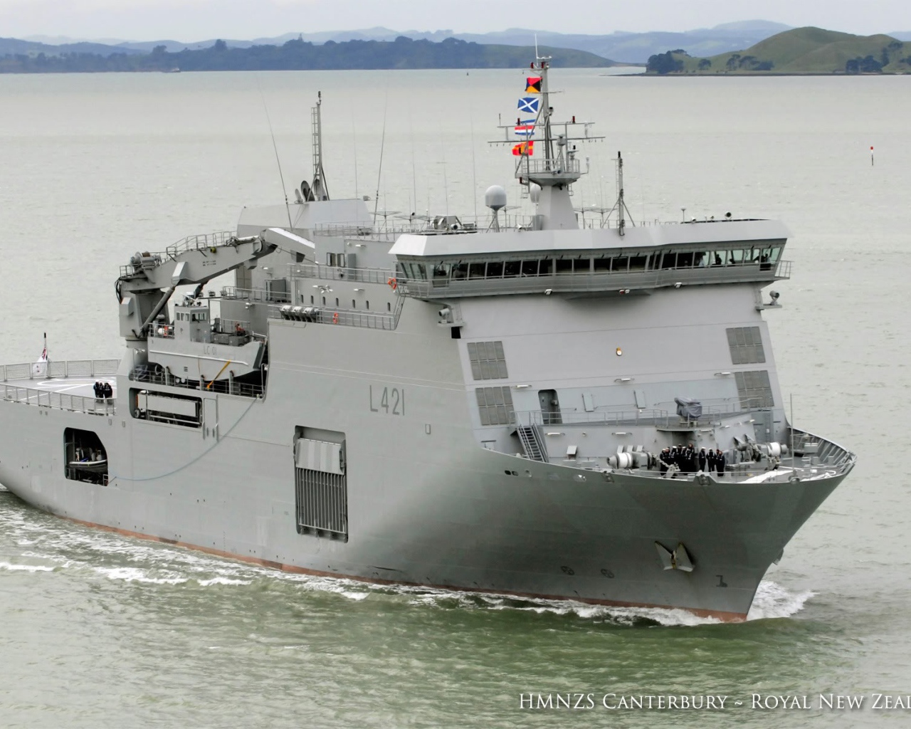 Военный корабль в Новой Зеландии