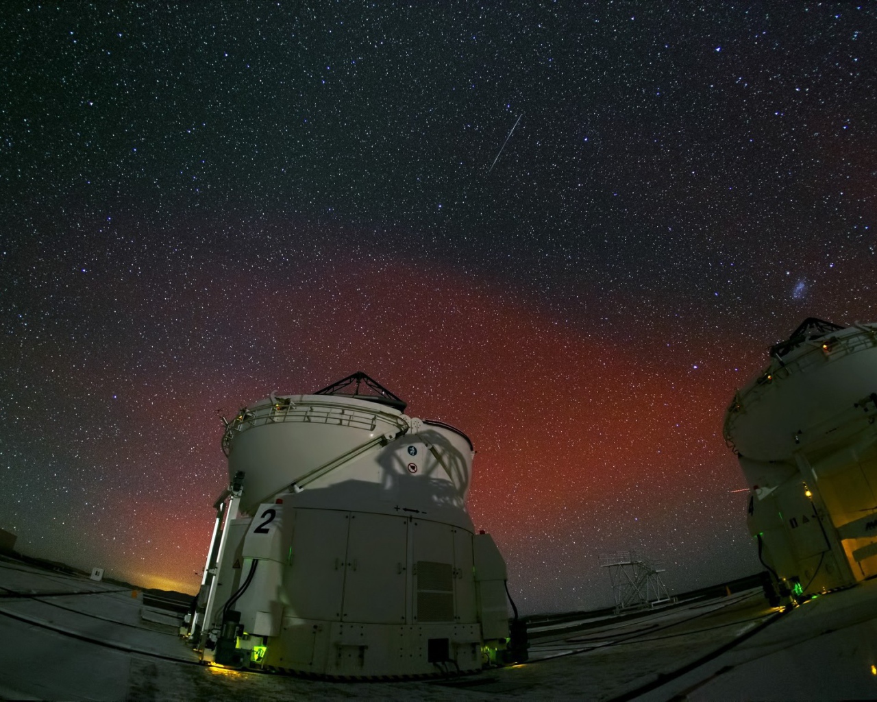 Метеор над обсерваторией