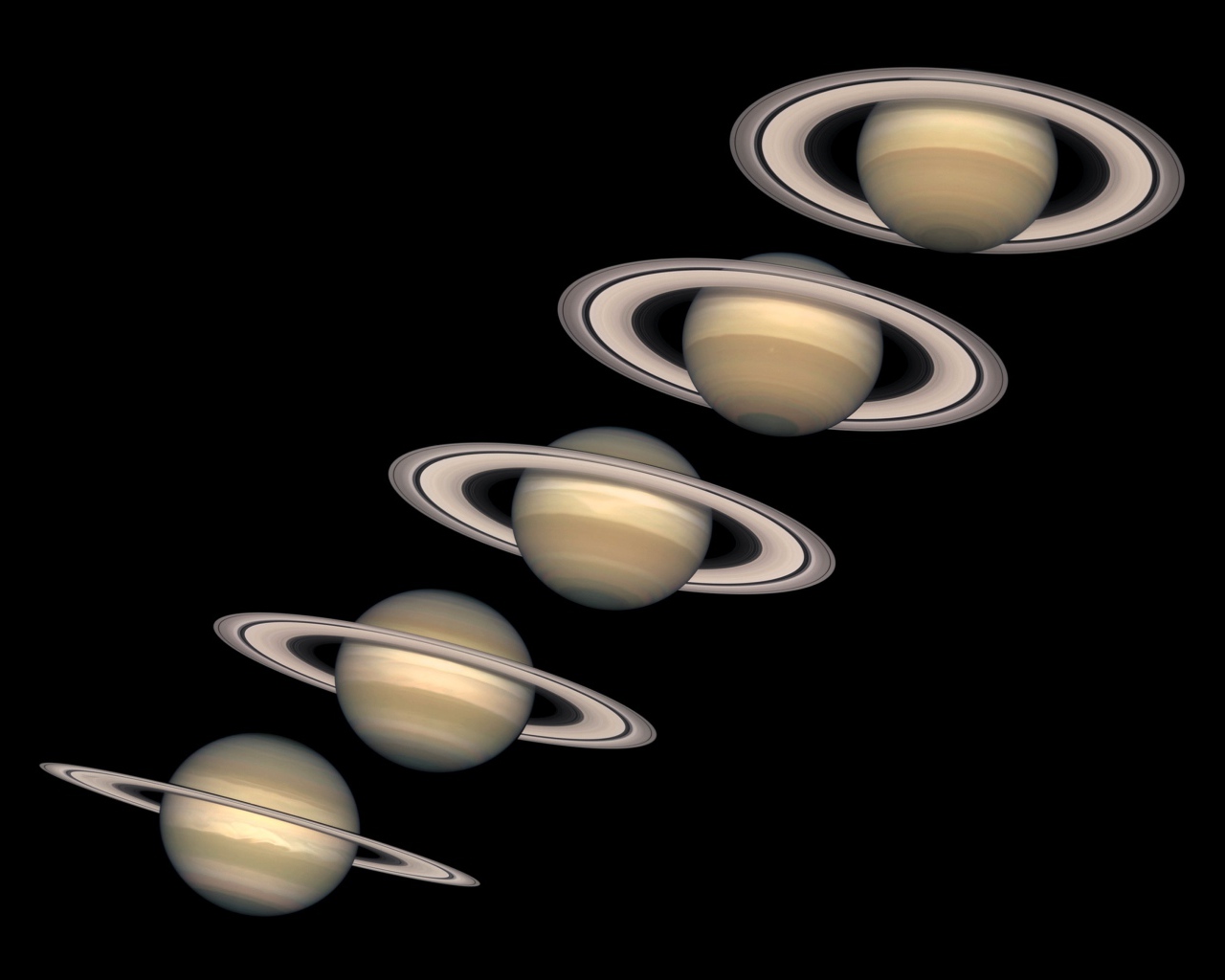 Несколько одинаковых планет на черном фоне