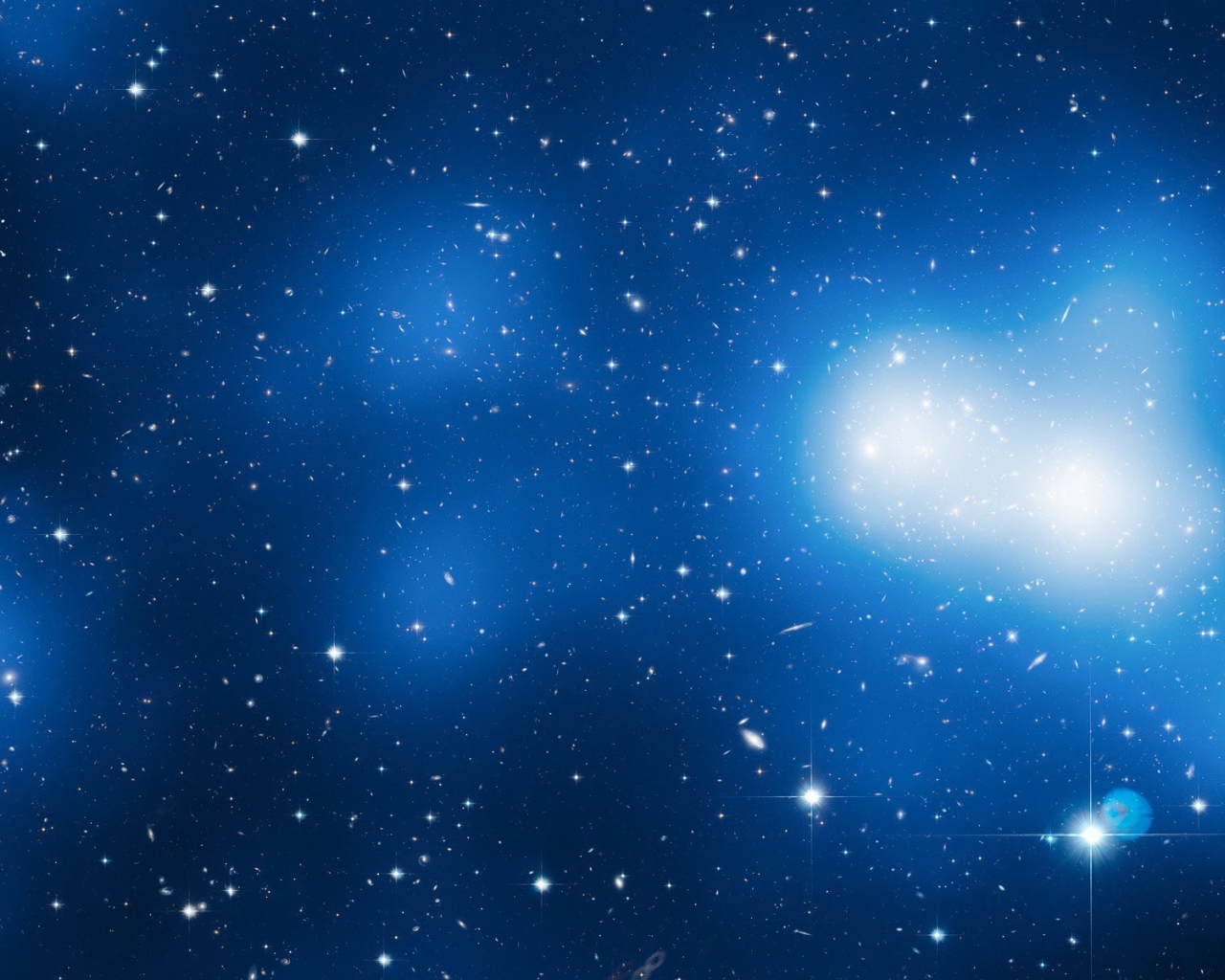 Звезды и галактики в голубом космосе