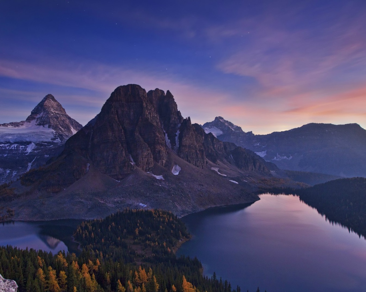 Гора Ассинибойн в Канаде