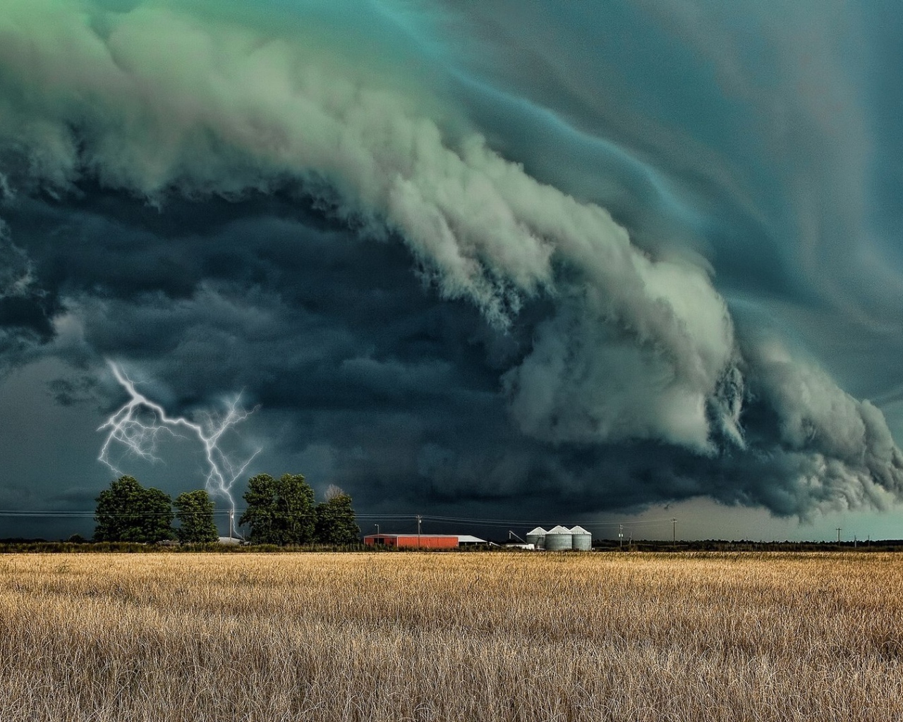 Буря в Гранд-Прери. Канада