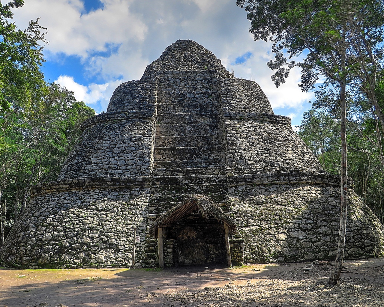 Храм цивилизации Майя в Мексике