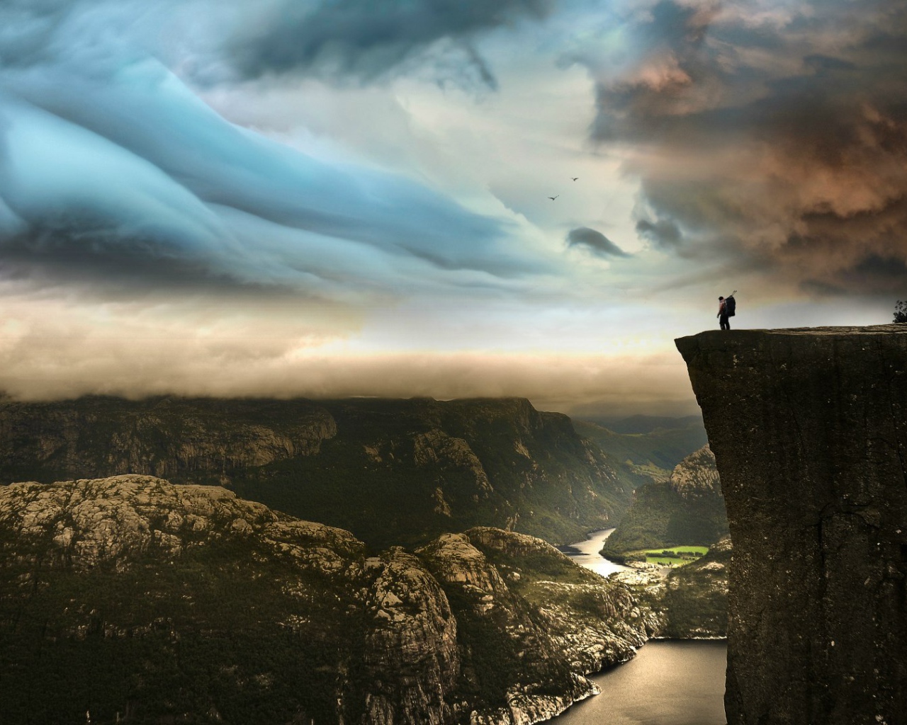 Утёс Прекестулен в Норвегии