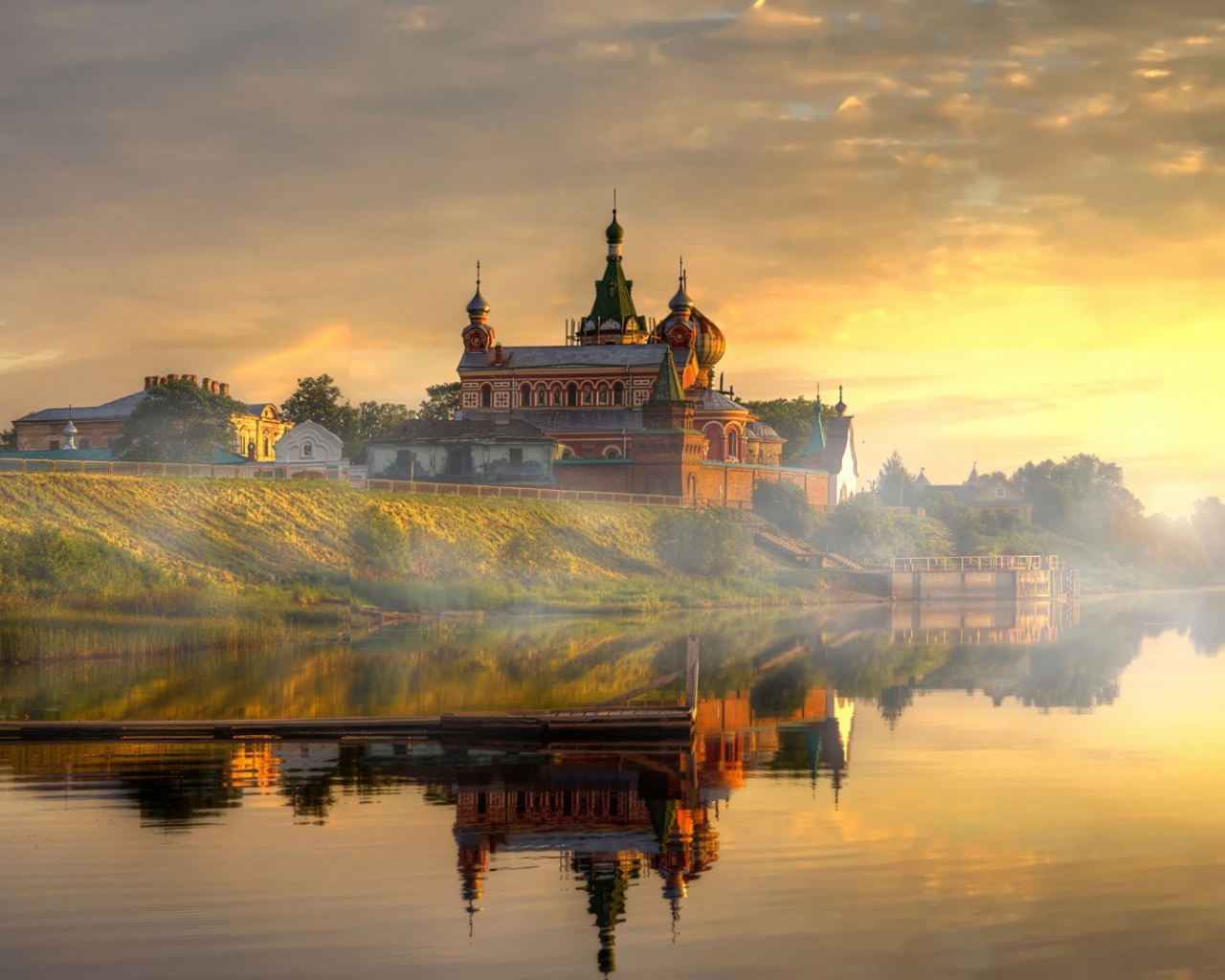 Старая Ладога. Никольский монастырь