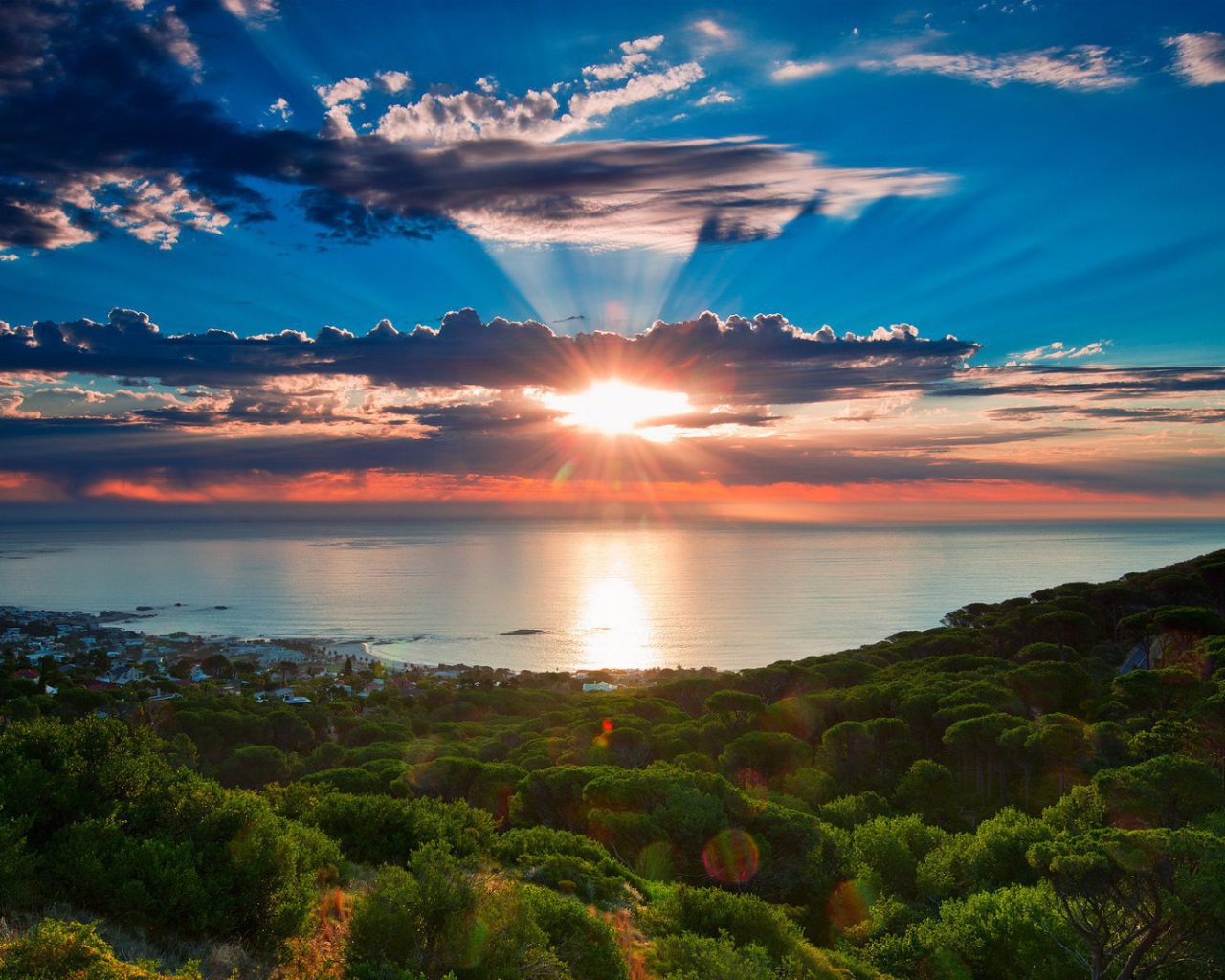 Красивый закат в ЮАР