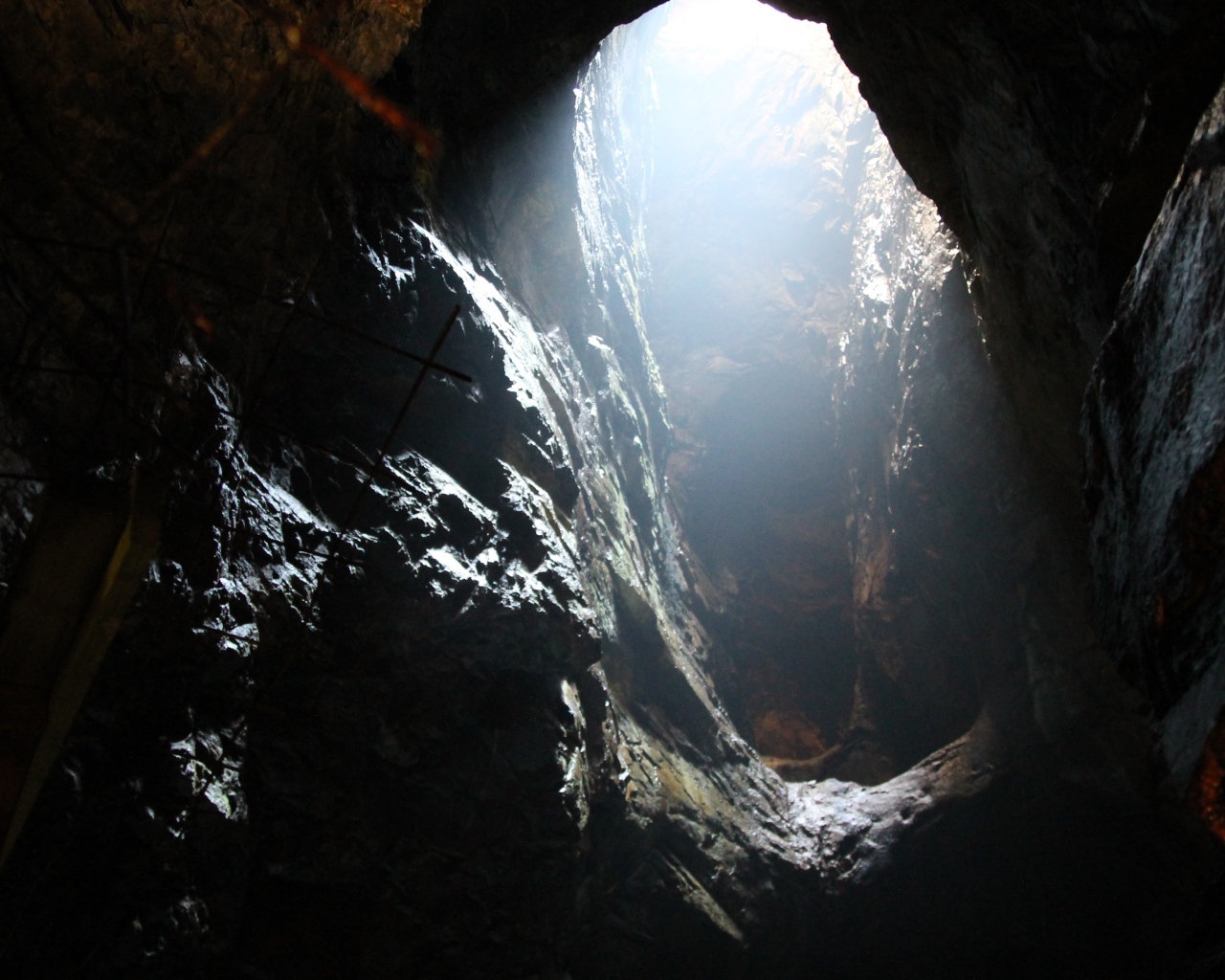 Пещера в Швеции