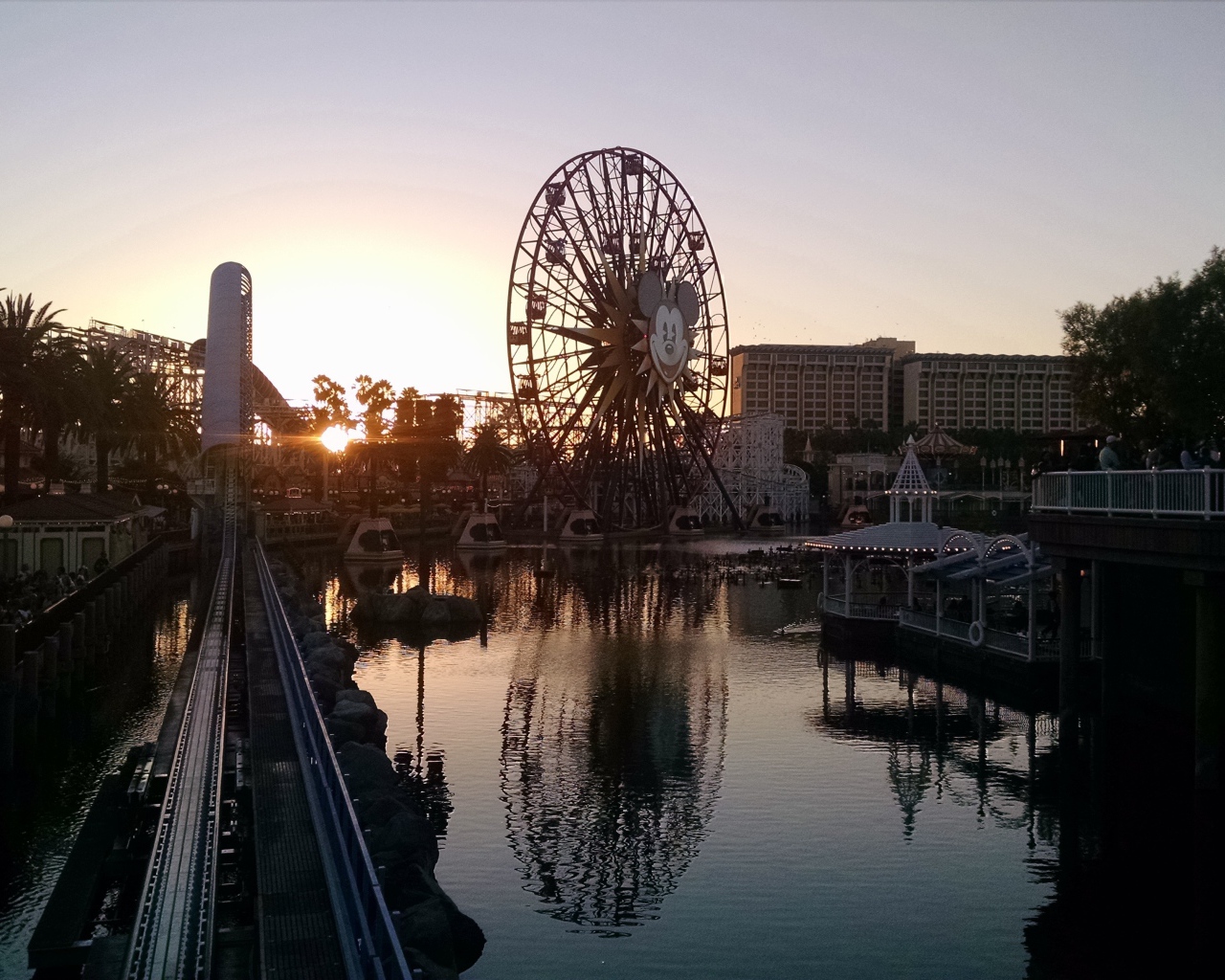 Парк развлечений в Калифорнии