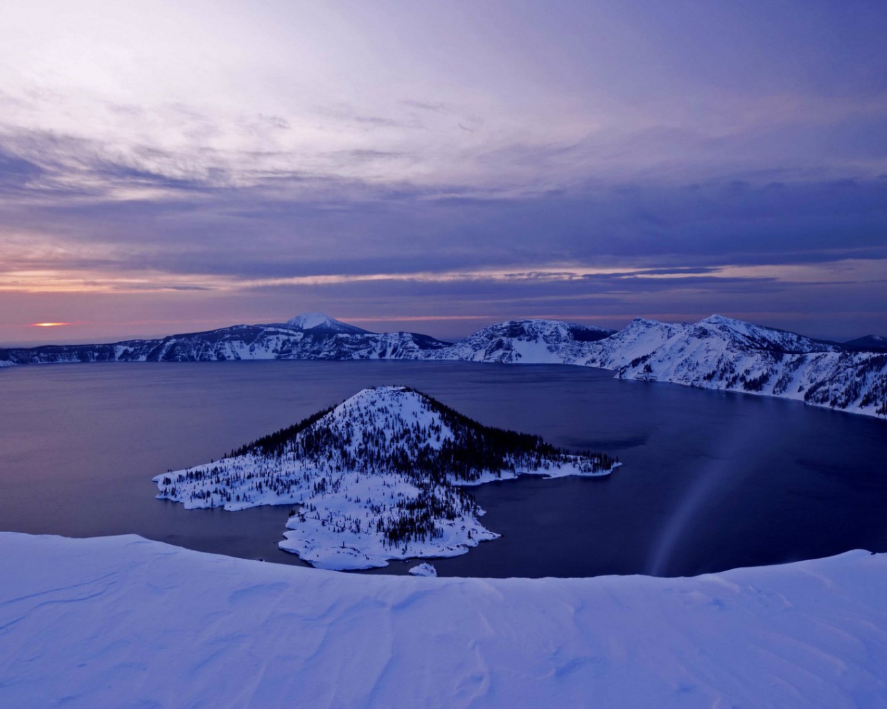 Национальный парк Озеро крейтер. Штат Орегон, США