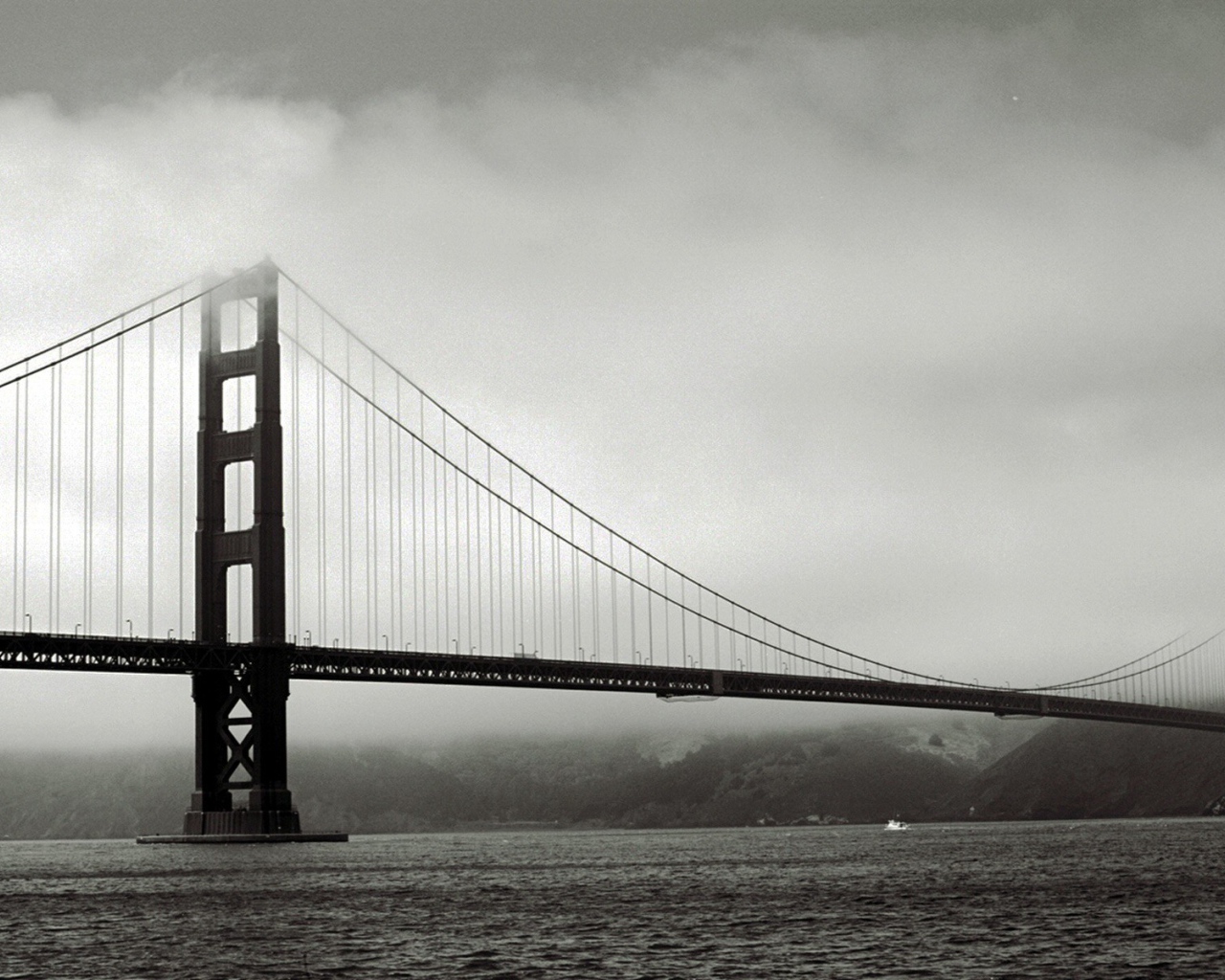 Знаменитый мост Золотые ворота, старое фото