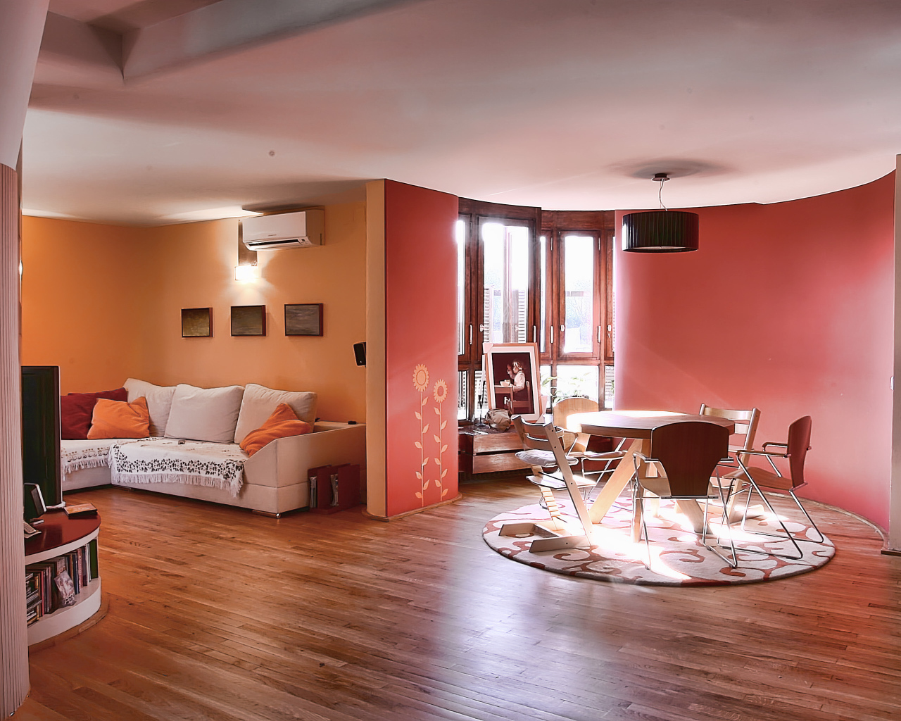 Квартира  в вишневом тоне