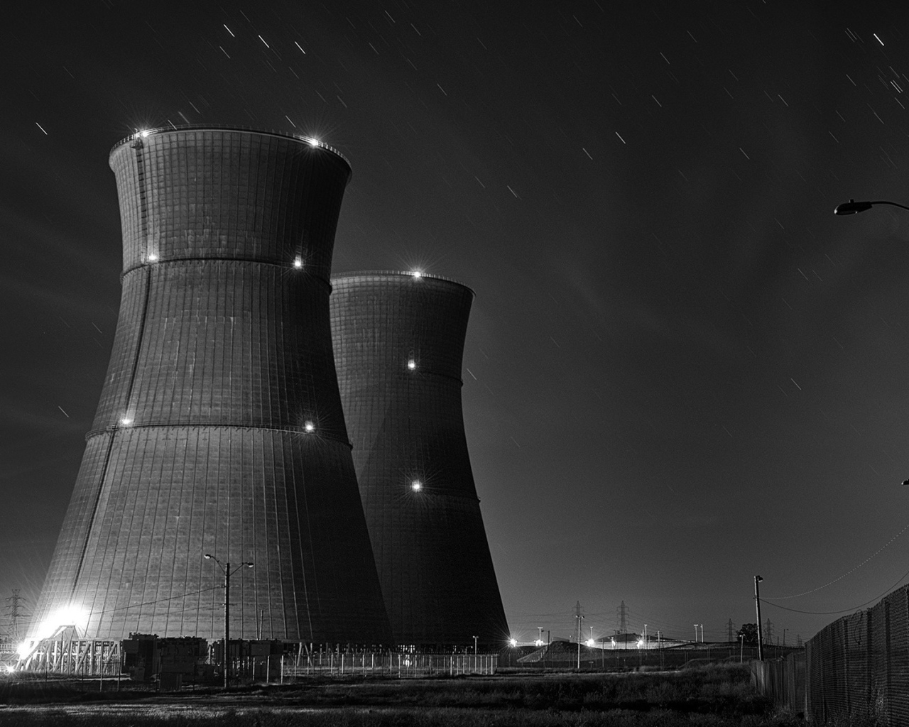 Огни атомной электростанции