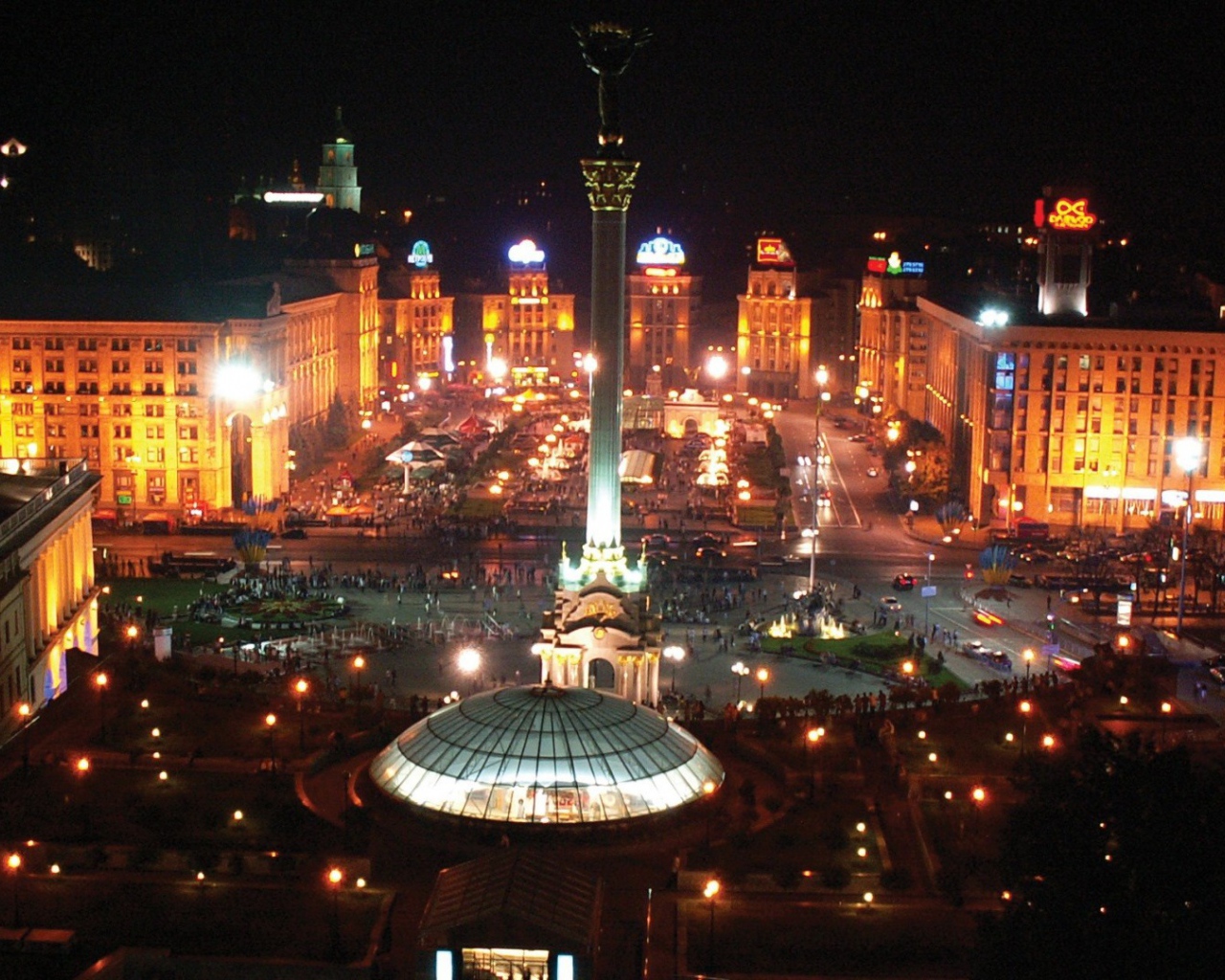 Центральная площадь Киева, Украина