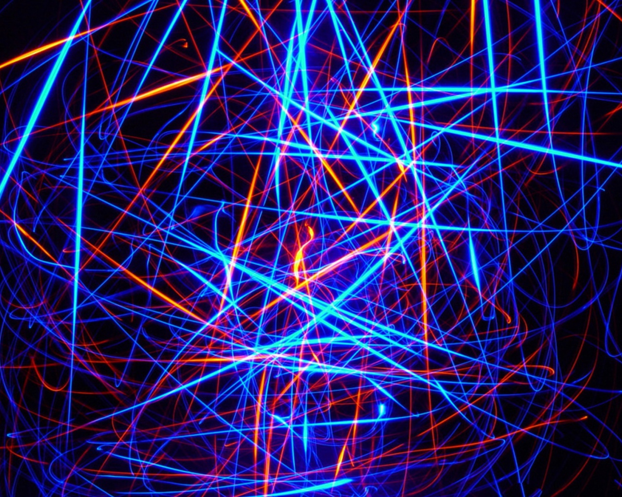 Красные и синие светящиеся неоновые линии абстракция 