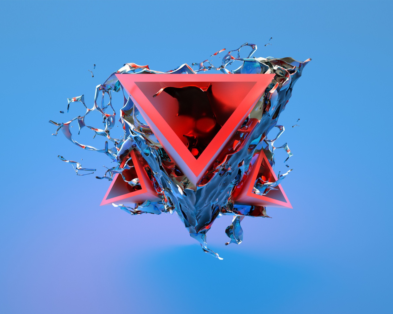 Треугольник разрушается на части на голубом фоне