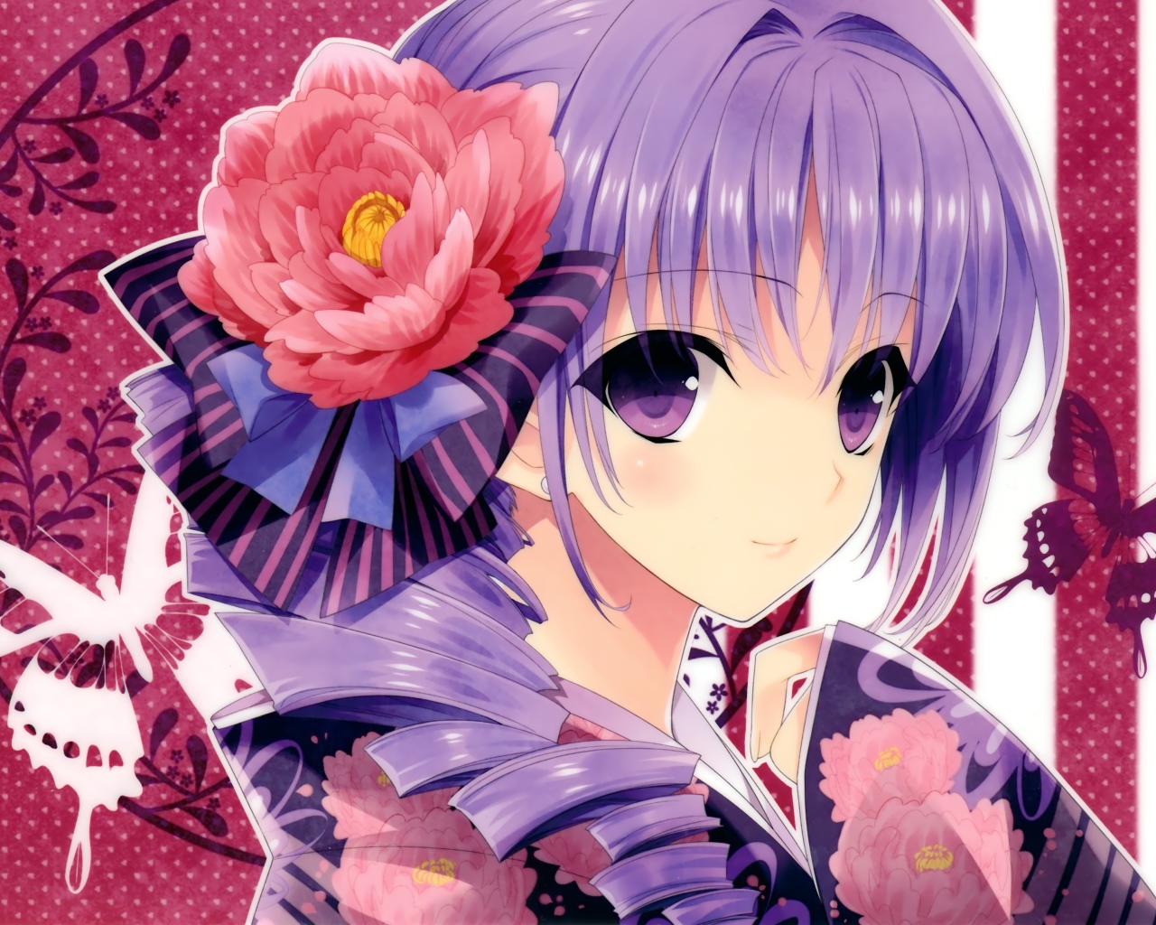 Девушка аниме в кимоно и большим красным цветком в волосах