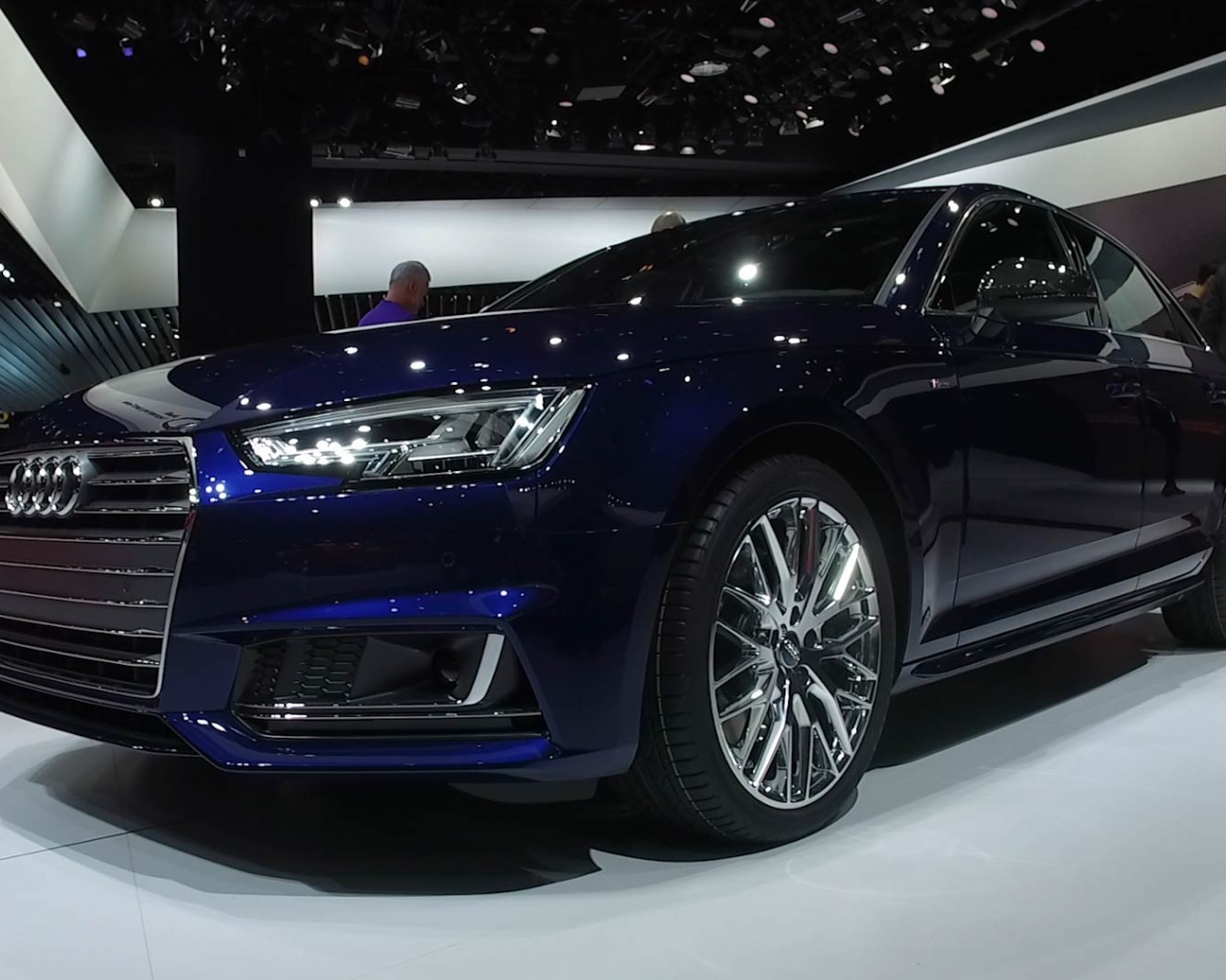 Презентация Audi A4 2017 