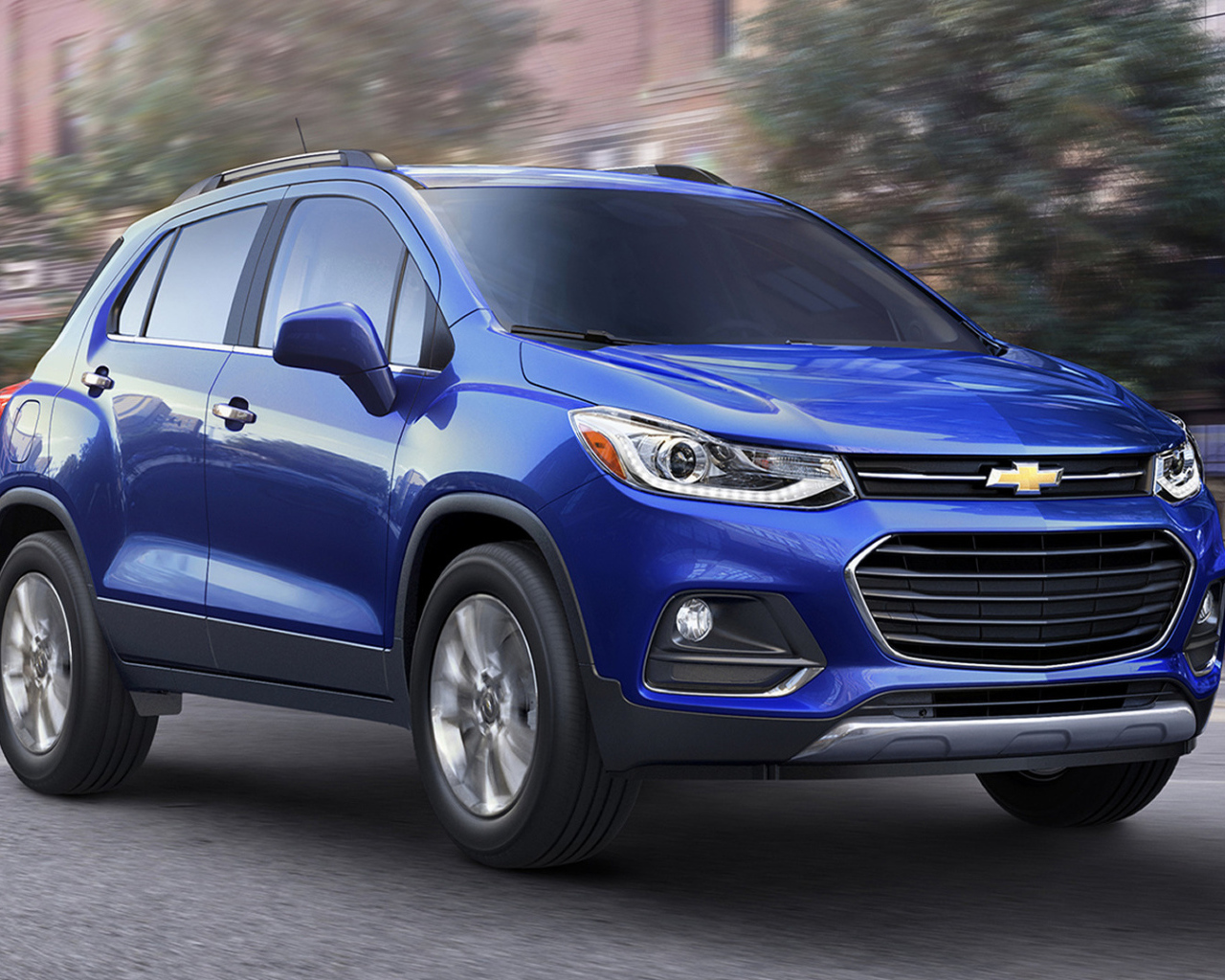 Синий Chevrolet Trax  модель 2017 года 