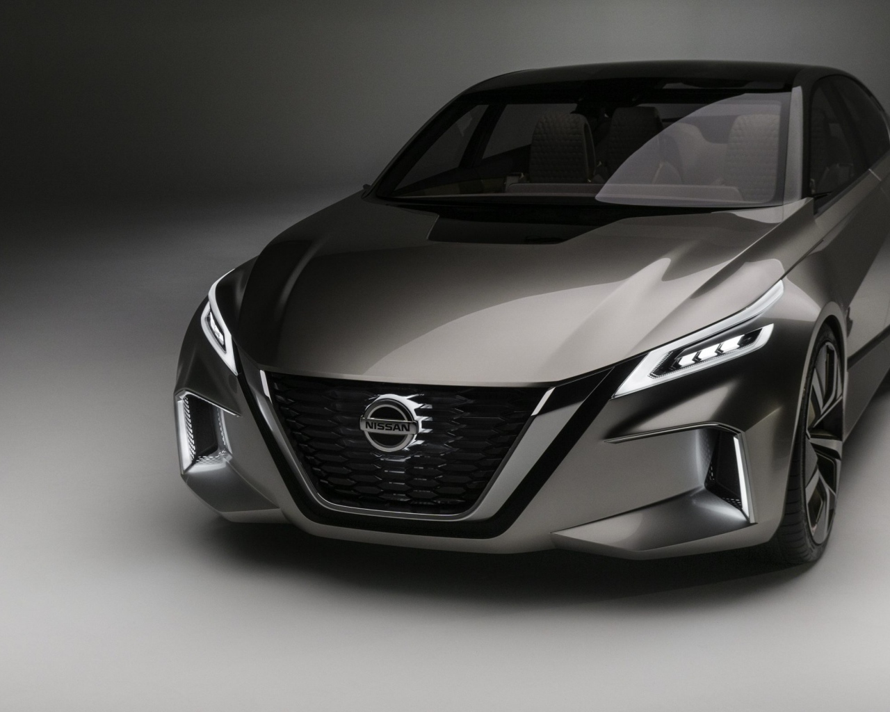 Стильный автомобиль Nissan Vmotion 2.0 вид спереди