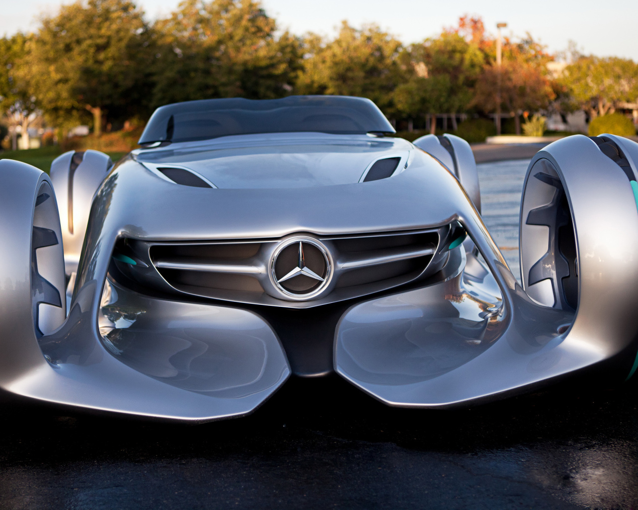 Новый автомобиль  Mercedes-Benz Silver Arrow Concept