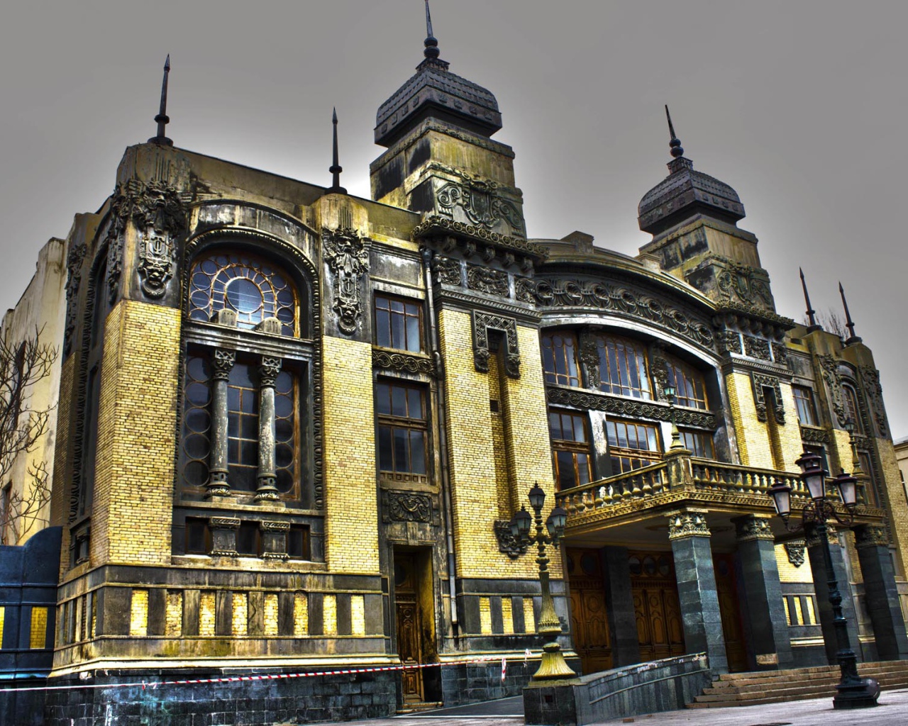 Азербайджанский театр оперы и балета имени  Ахундова 