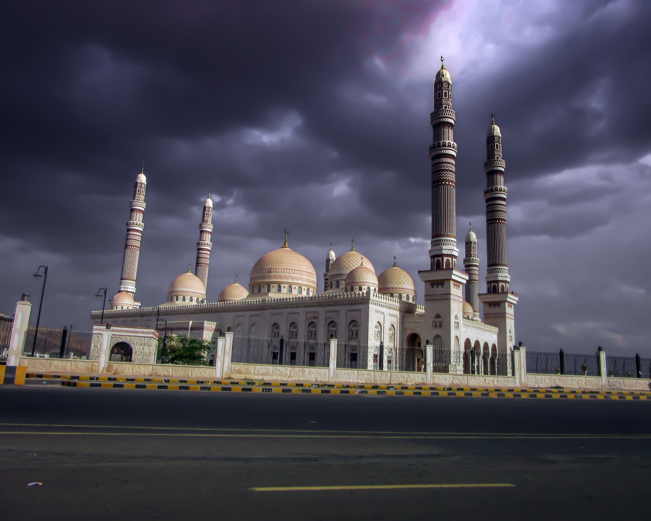 Мечеть Saleh Mosque, Сана  