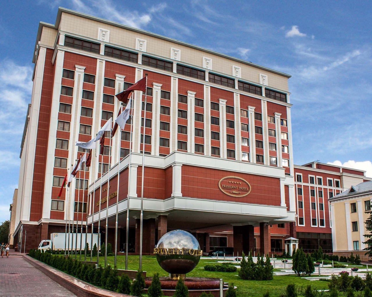 Президент отель город Минск 