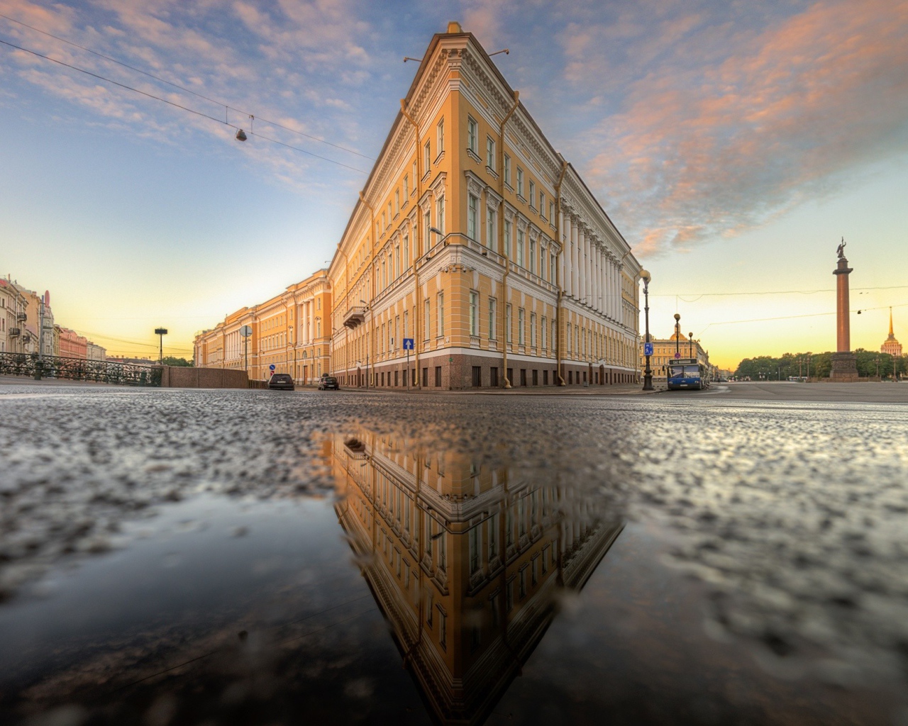 Улица после дождя, Санкт-Петербург, Россия 