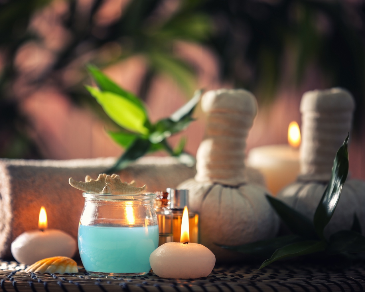 Ароматические свечи с маслами для спа процедур