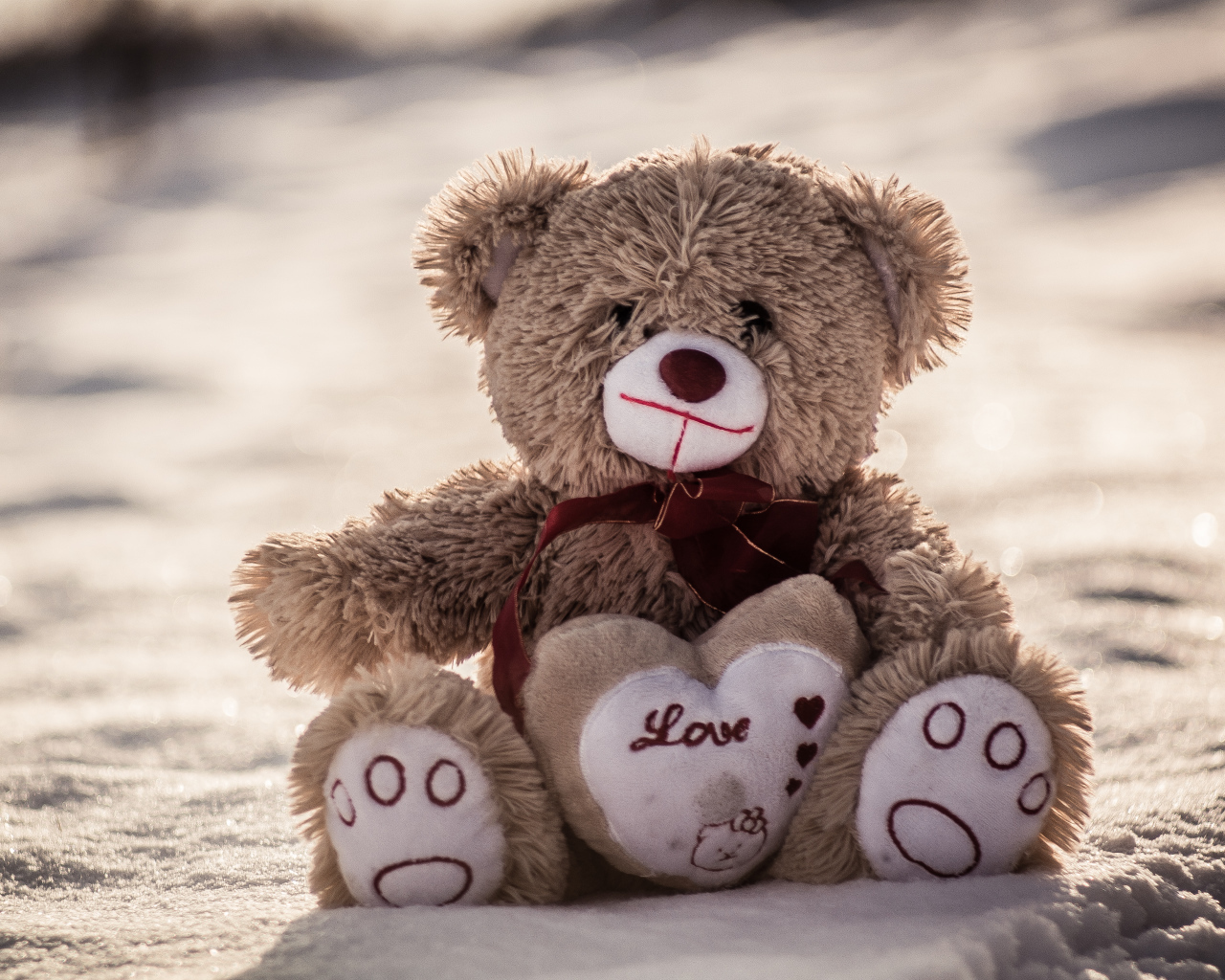 Мягкая игрушка медвежонок с сердцем 