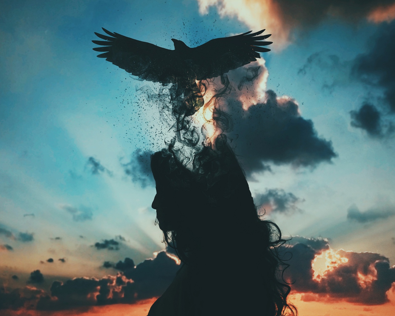 Черная птица вылетает из головы девушки